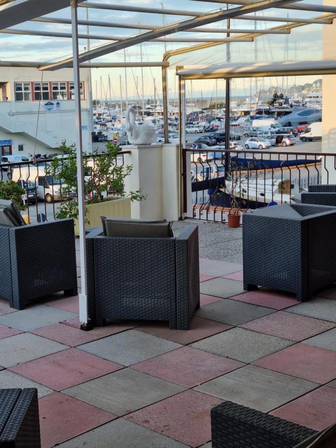 Albergo Stella Di Mare Lavagna Luaran gambar