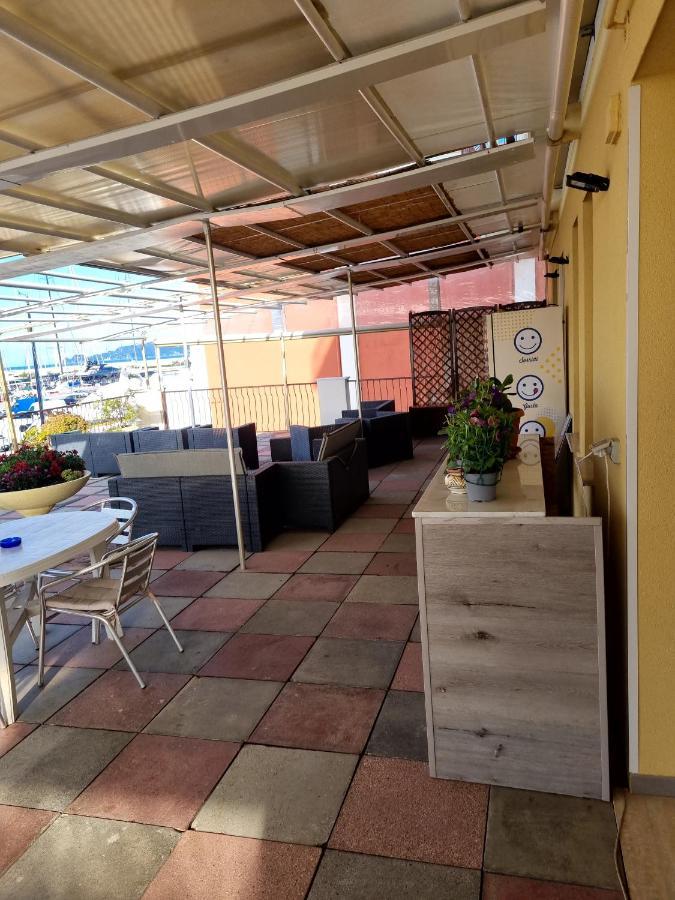 Albergo Stella Di Mare Lavagna Luaran gambar
