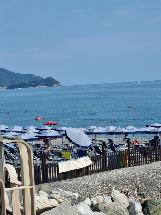 Albergo Stella Di Mare Lavagna Luaran gambar