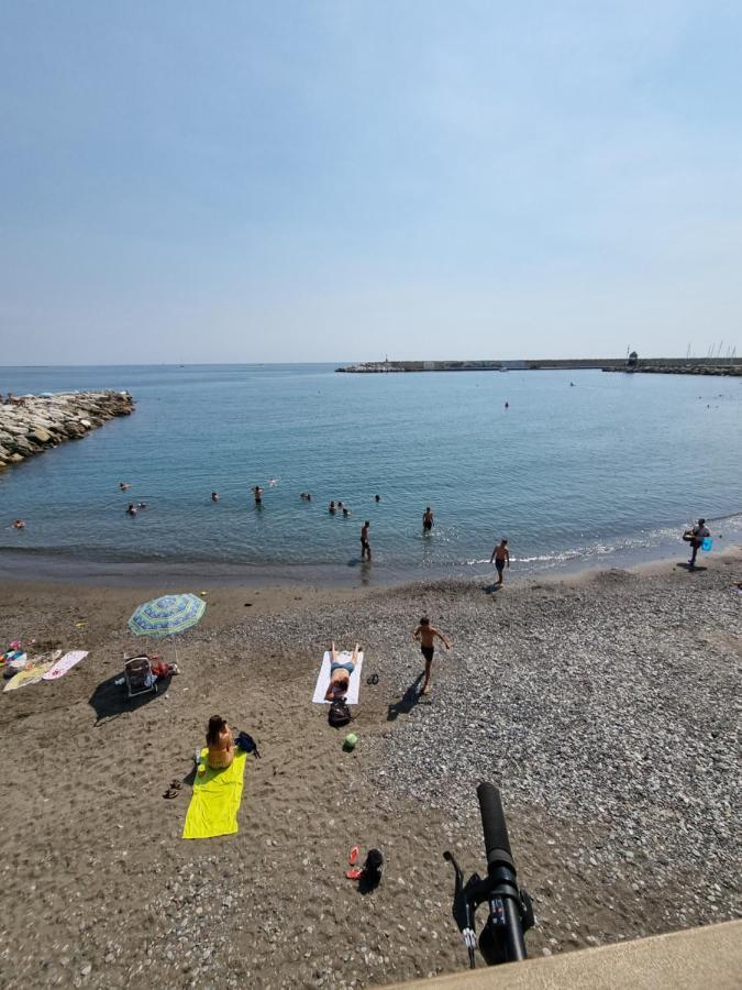 Albergo Stella Di Mare Lavagna Luaran gambar