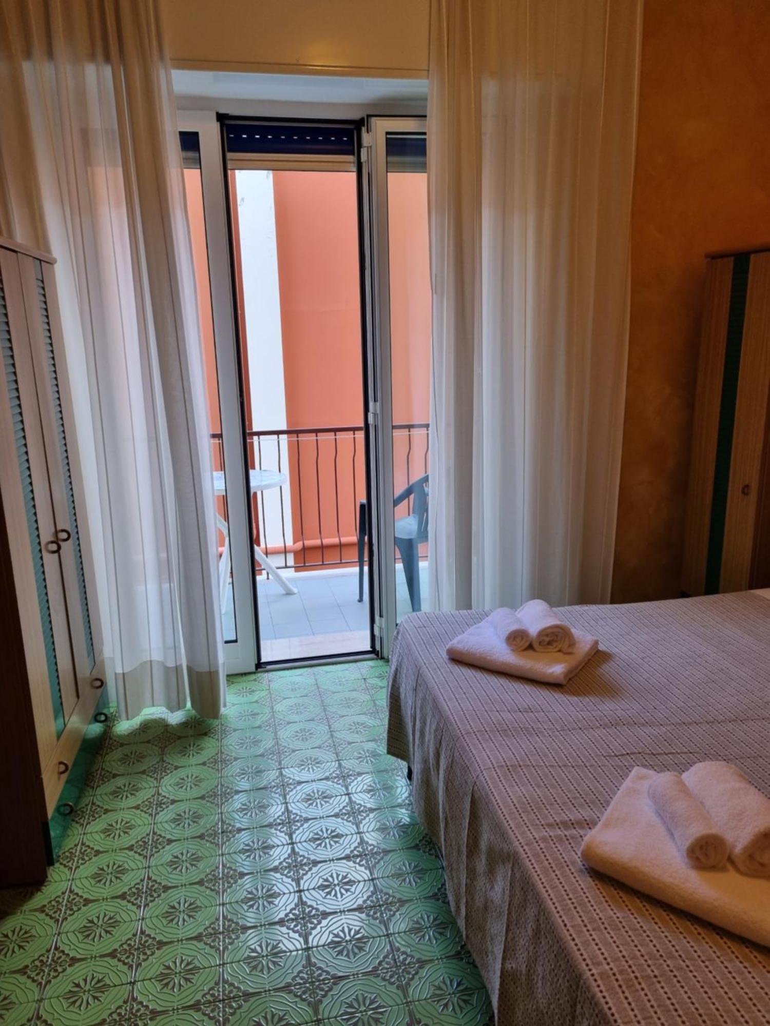 Albergo Stella Di Mare Lavagna Luaran gambar